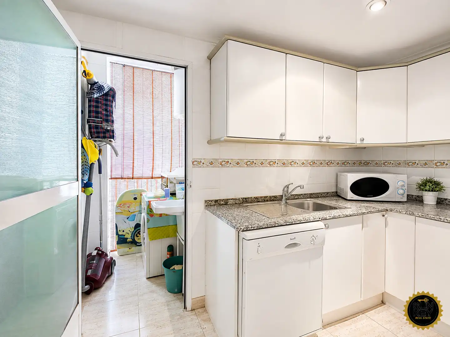 Flat with terrace for sale in Puerto de Mazarrón, imagen 4