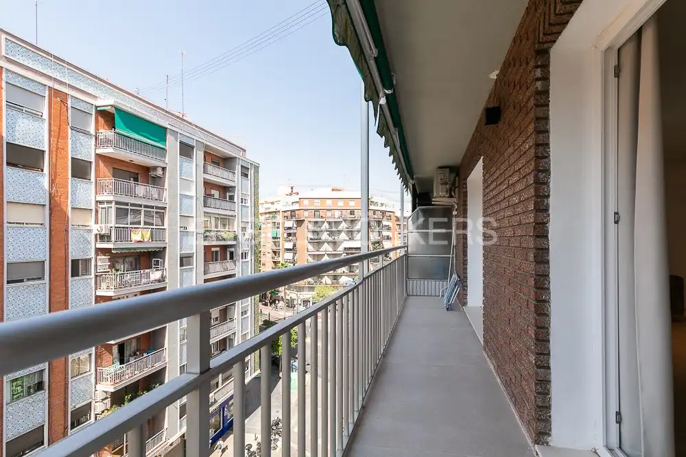 Terrassa de Pis de lloguer en Valencia amb Aire condicionat, Calefacció i Moblat