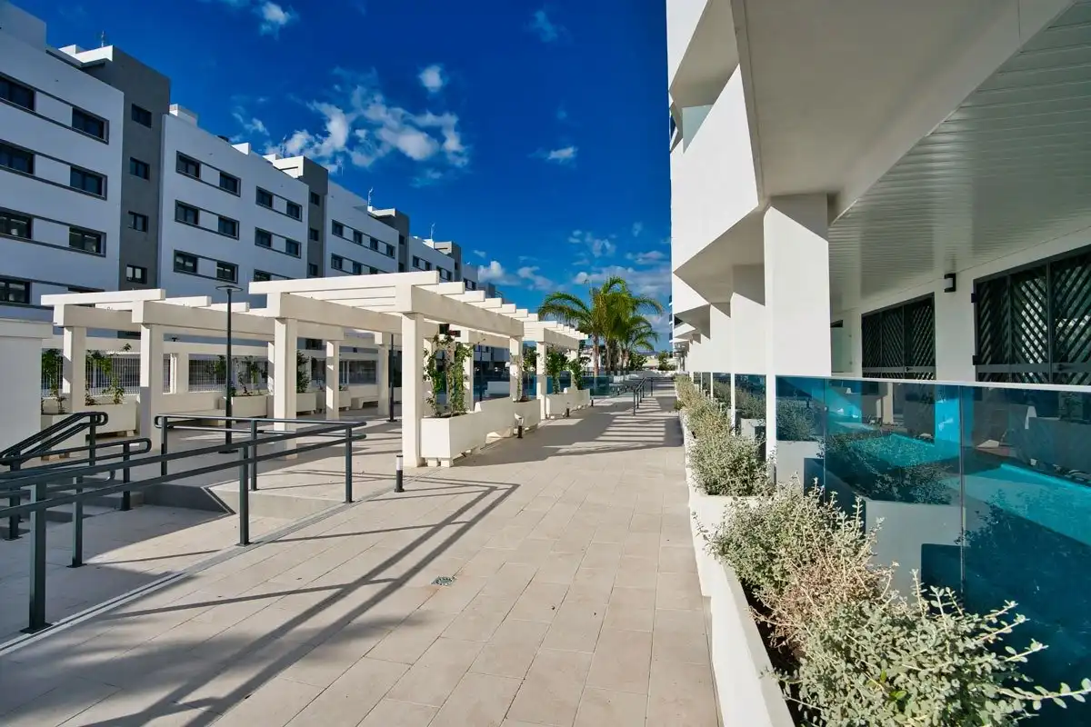 Terrasse von Wohnungen zum Verkauf in Mijas mit Privatgarten, Terrasse und Abstellraum