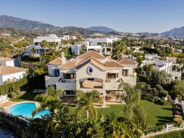 Casa amb balcó en venda a La Alquería