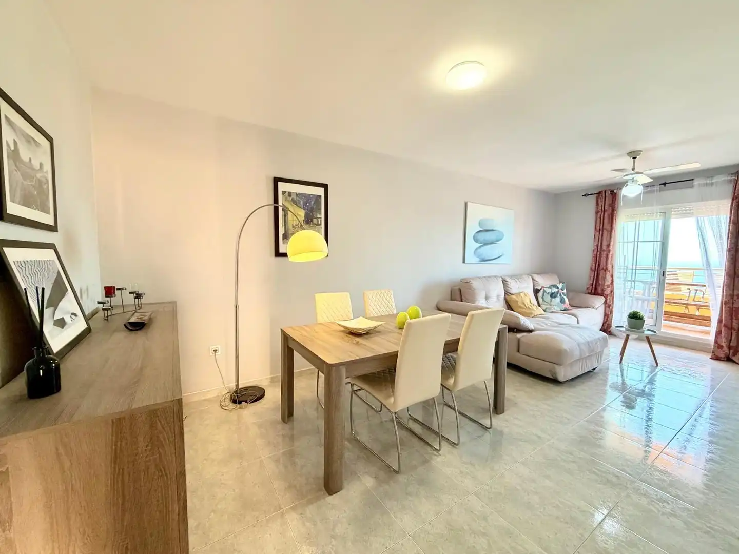 Esszimmer von Wohnung zum Verkauf in Roquetas de Mar mit Klimaanlage, Terrasse und Möbliert