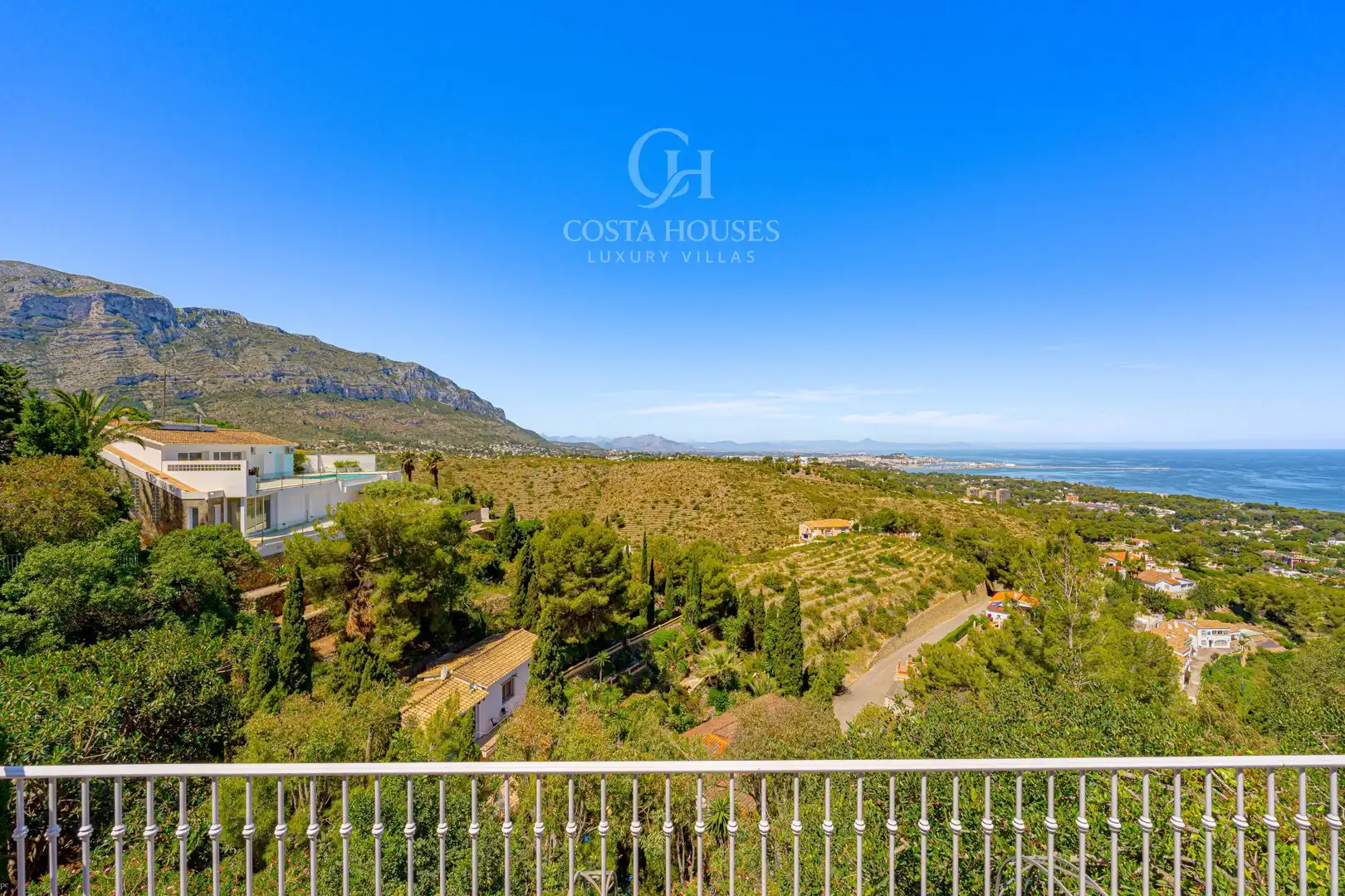 Exterior view of Houses for sale in Dénia  with Air Conditioner, Heating and Private garden
