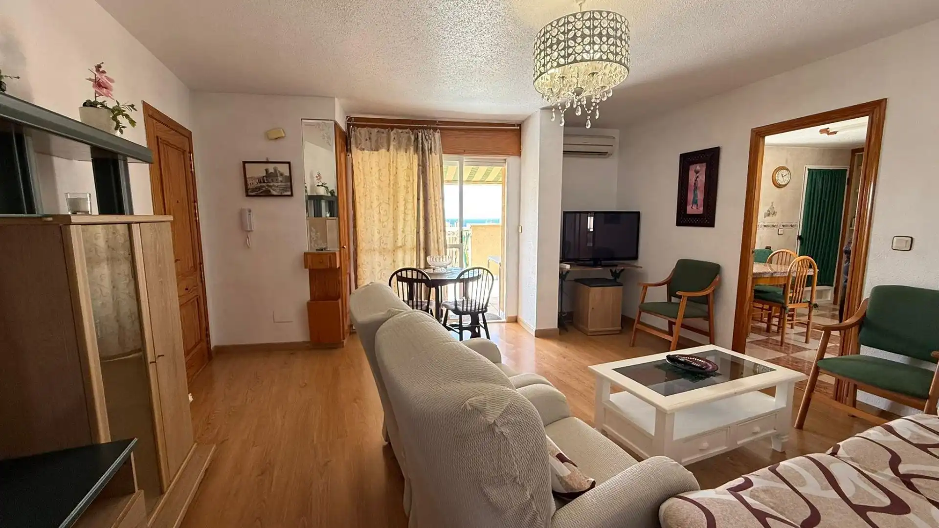 Sala de estar de Piso de alquiler en Águilas con Aire acondicionado, Terraza y Trastero