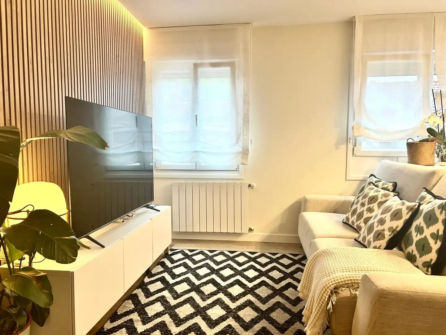Sala de estar de Piso en venta en Santurtzi  con Calefacción, Parquet y Amueblado
