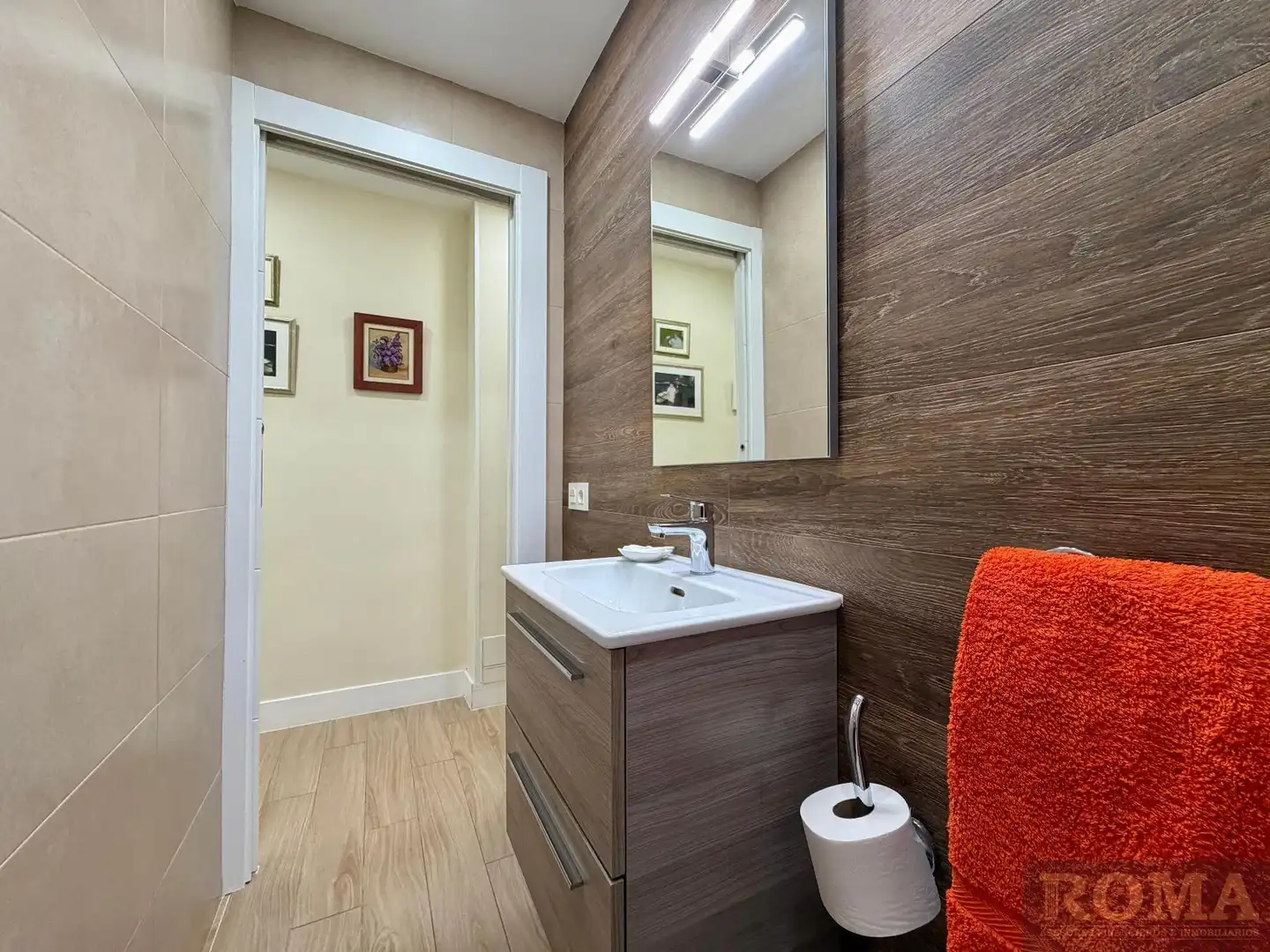 Bathroom of Flat for sale in Salamanca  with Heating, Terrace and Balcony