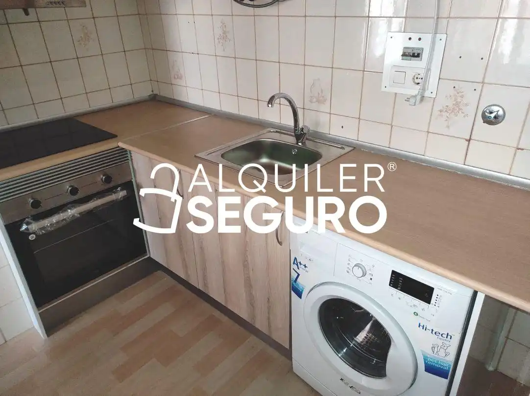 Flat with lift to rent in Gazteluondo, imagen 3
