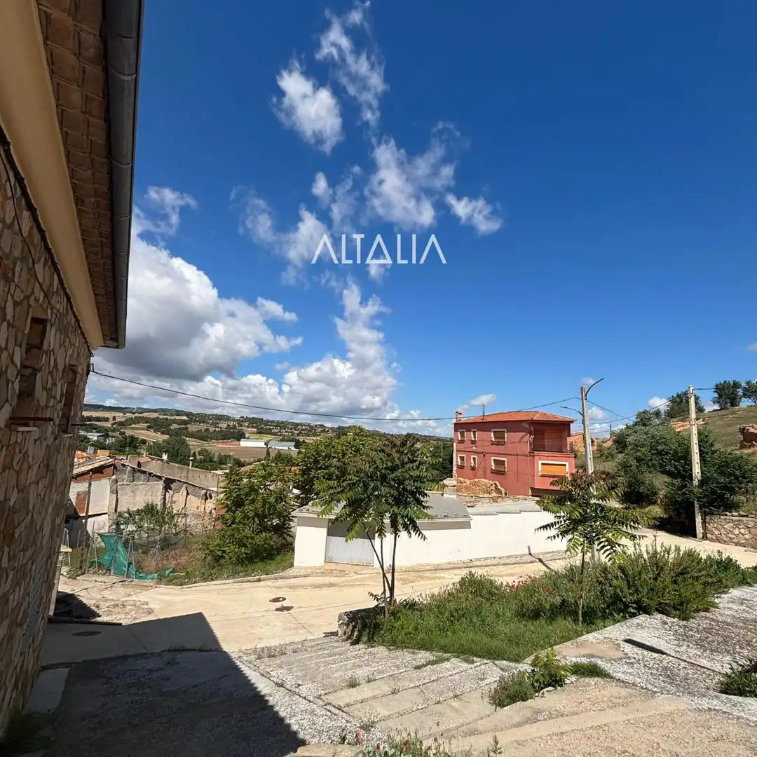 Casa o xalet en venda a ERUELA, Villanueva de Guadamejud