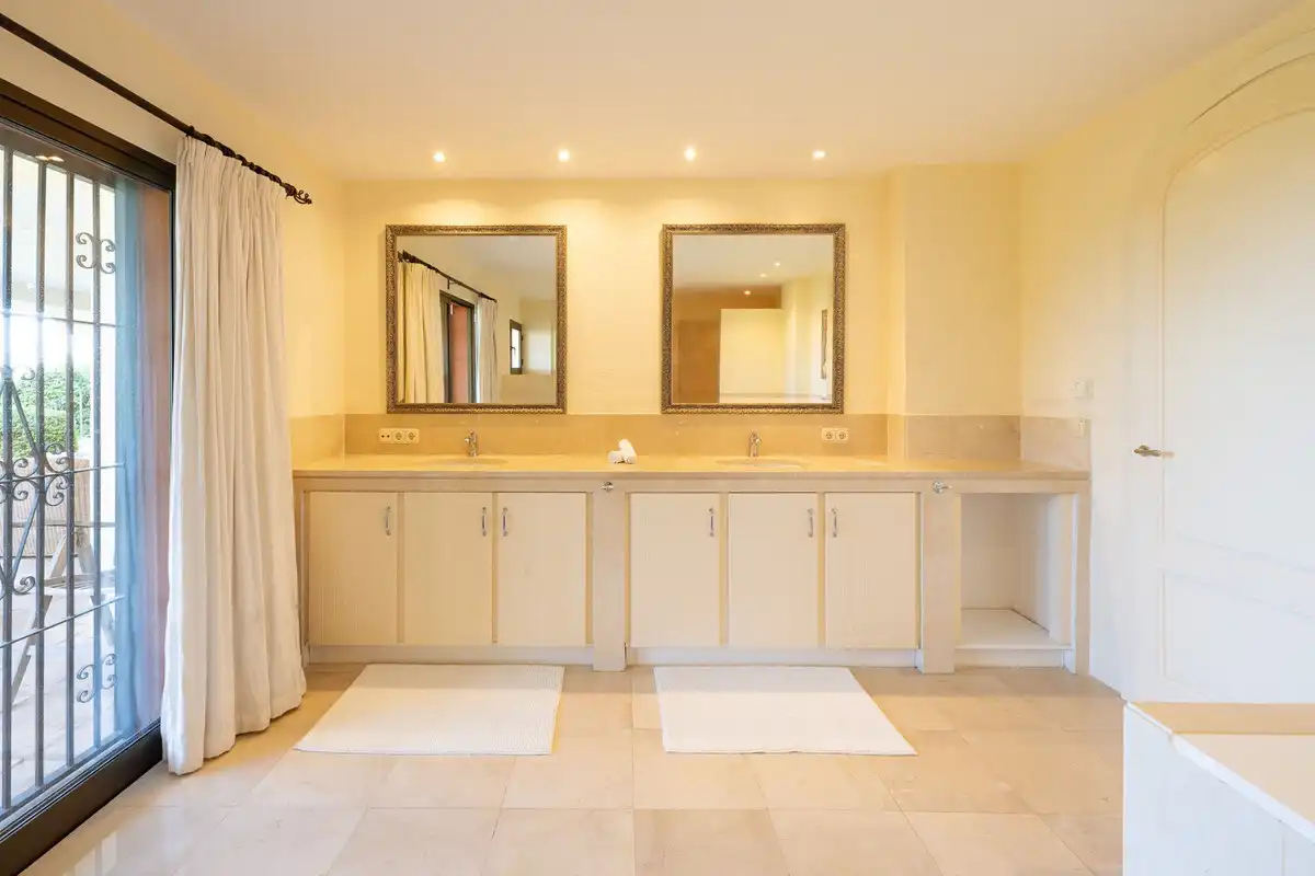 Baño de Casa o chalet en venta en Marbella con Piscina