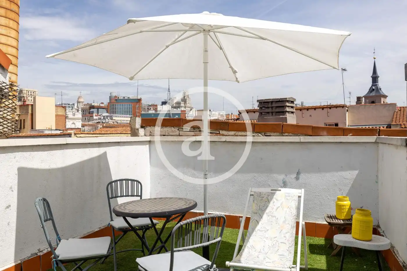 Terraza de Ático de alquiler en Madrid con Aire acondicionado, Calefacción y Amueblado