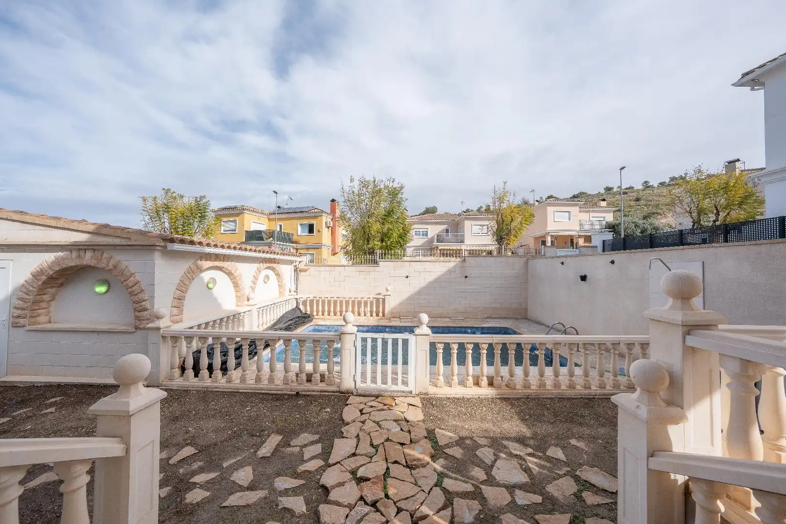 Swimming pool of Houses for sale in Aspe