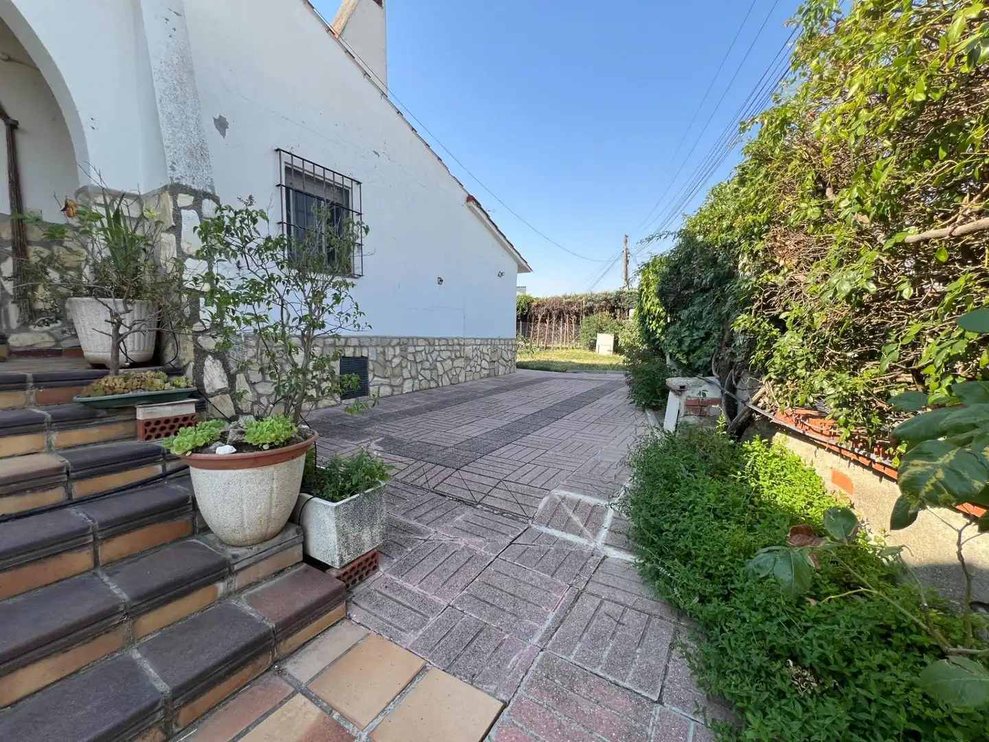 Exterior view of Houses for sale in El Viso de San Juan  with Air Conditioner, Heating and Private garden