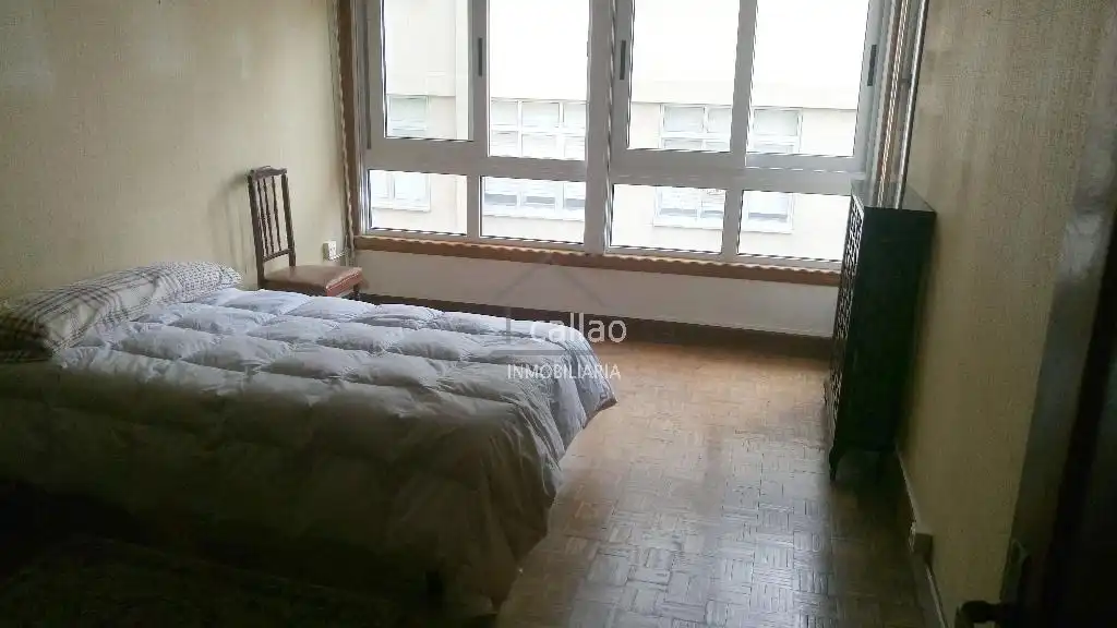 Bedroom of Flat for rent in Ferrol  with Heating, Furnished and Balcony