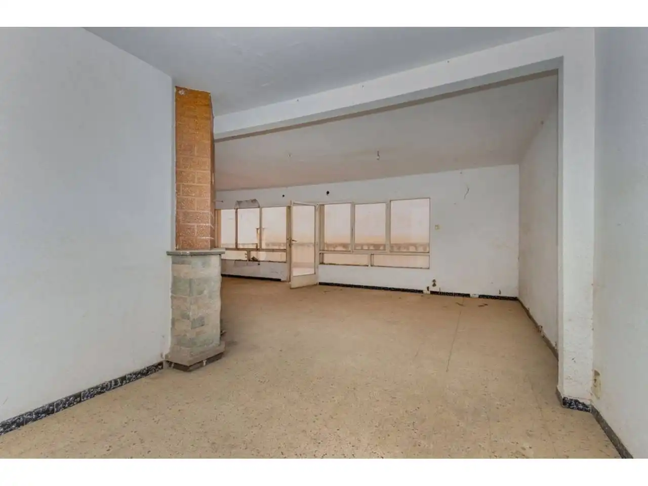 Inmuebles singulares en venta en Calle Indivil i Mandoni, imagen 3