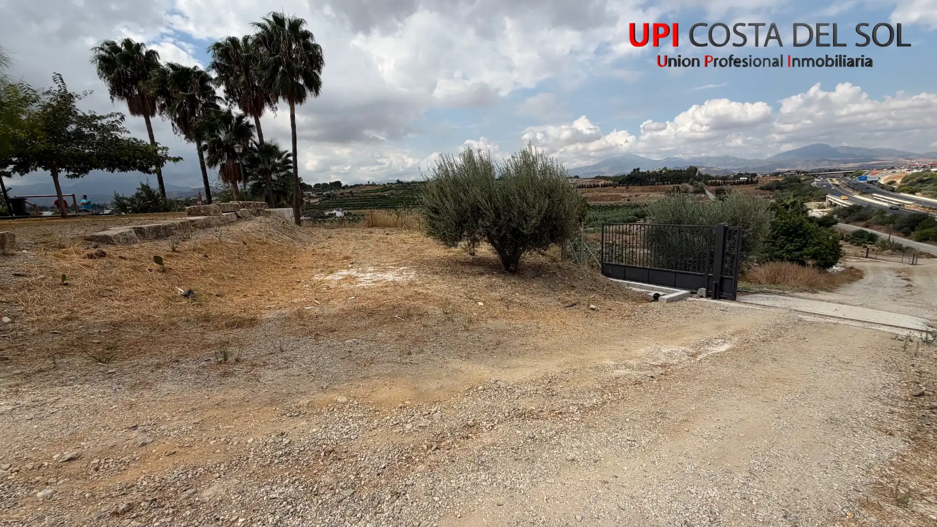 Finca rústica en venta en Cártama con Aire acondicionado, Jardín privado y Terraza