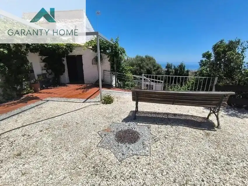 Vista exterior de Finca rústica en venda en Rincón de la Victoria amb Terrassa, Piscina i Moblat