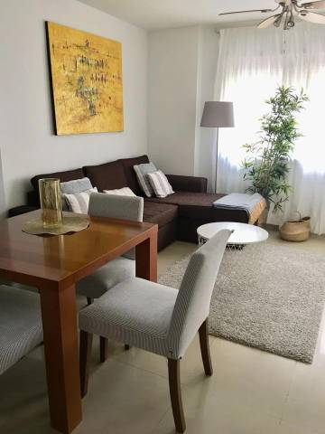 Piso en Alquiler en Heliodoro Rodríguez López en La Salle - Cuatro Torres