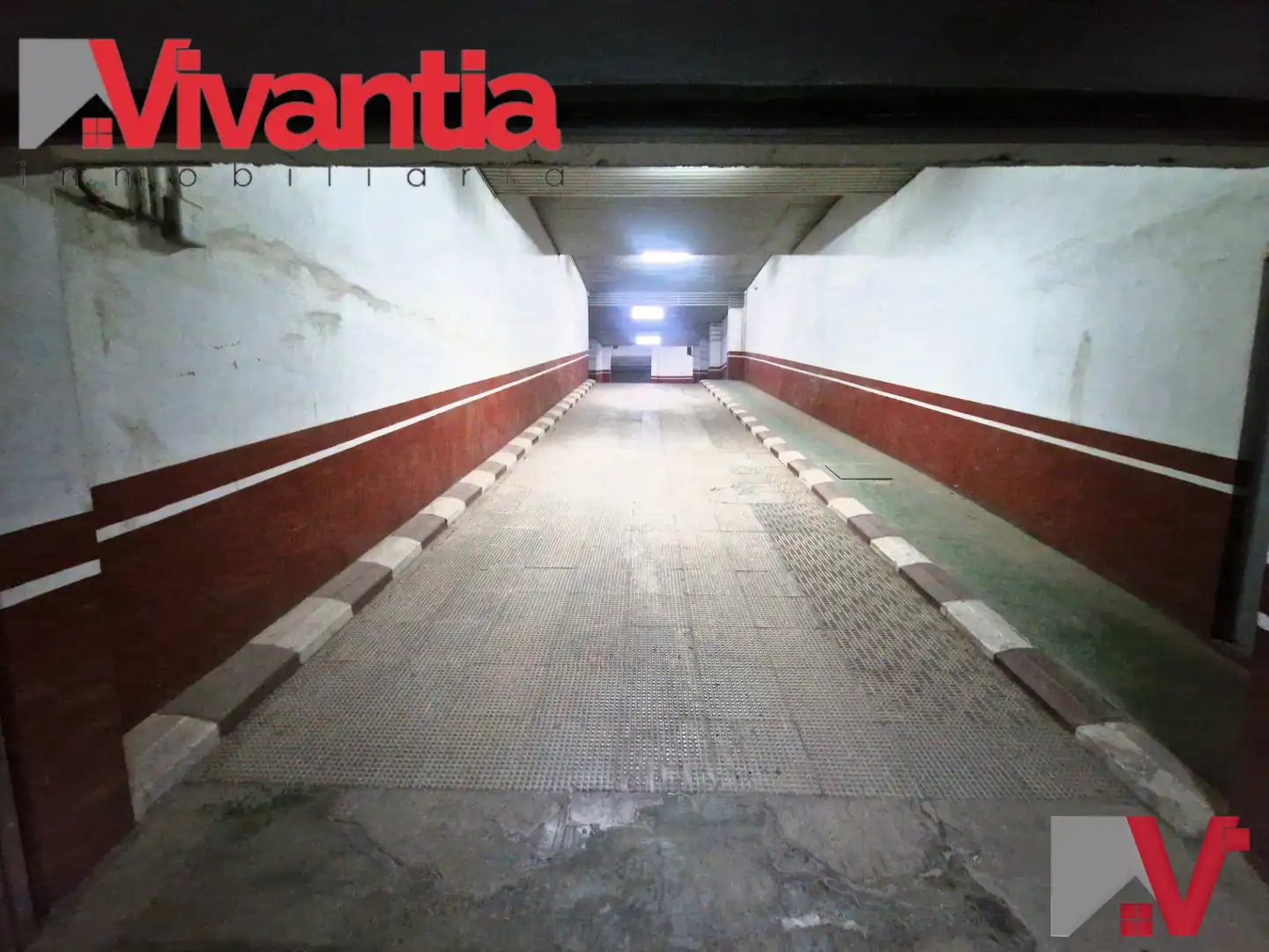 Einzelparkplatz zum Verkauf in Avenida Juan Carlos I, imagen 7