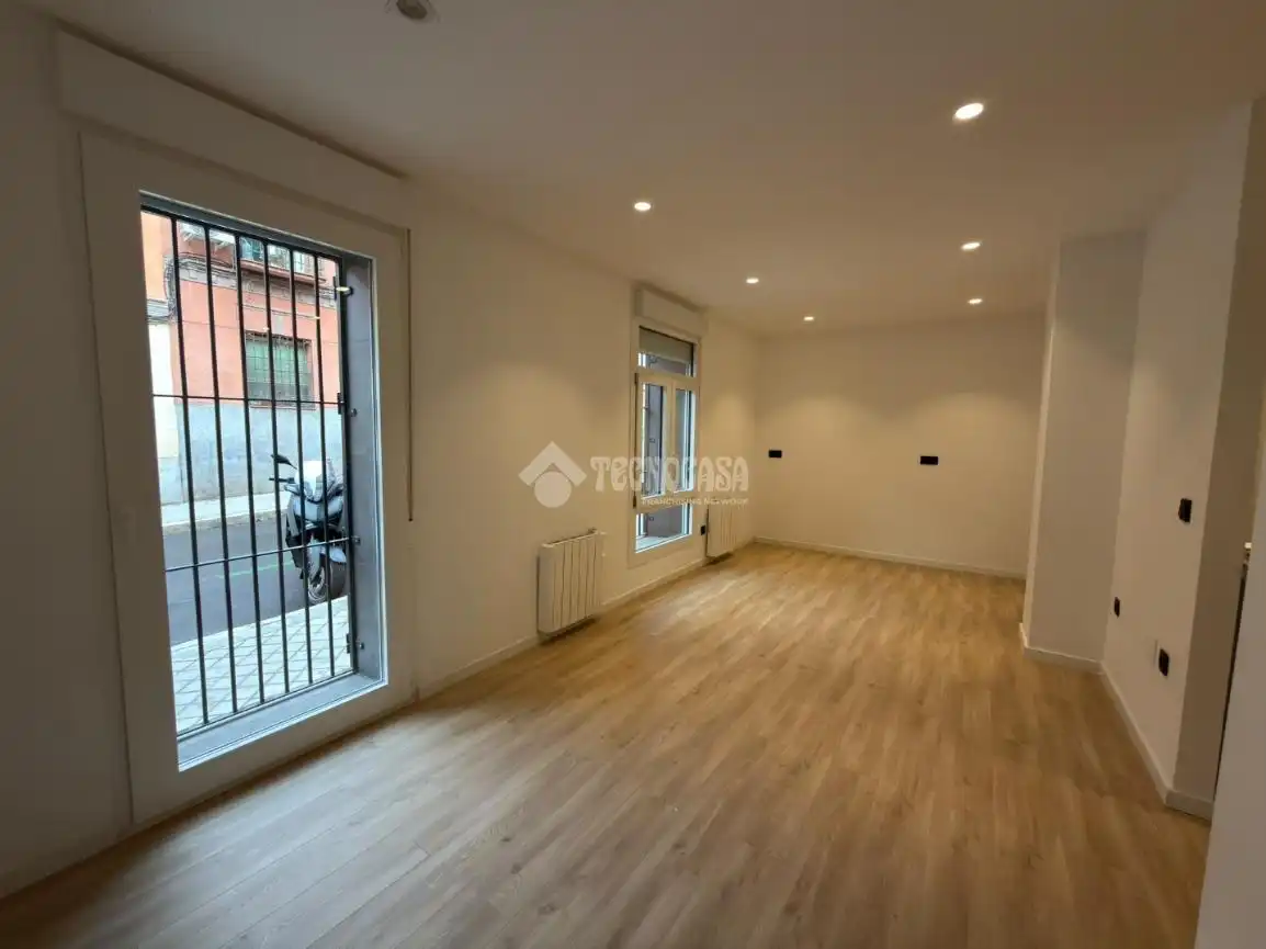 Studio for sale in Calle Alonso Castrillo, imagen 2