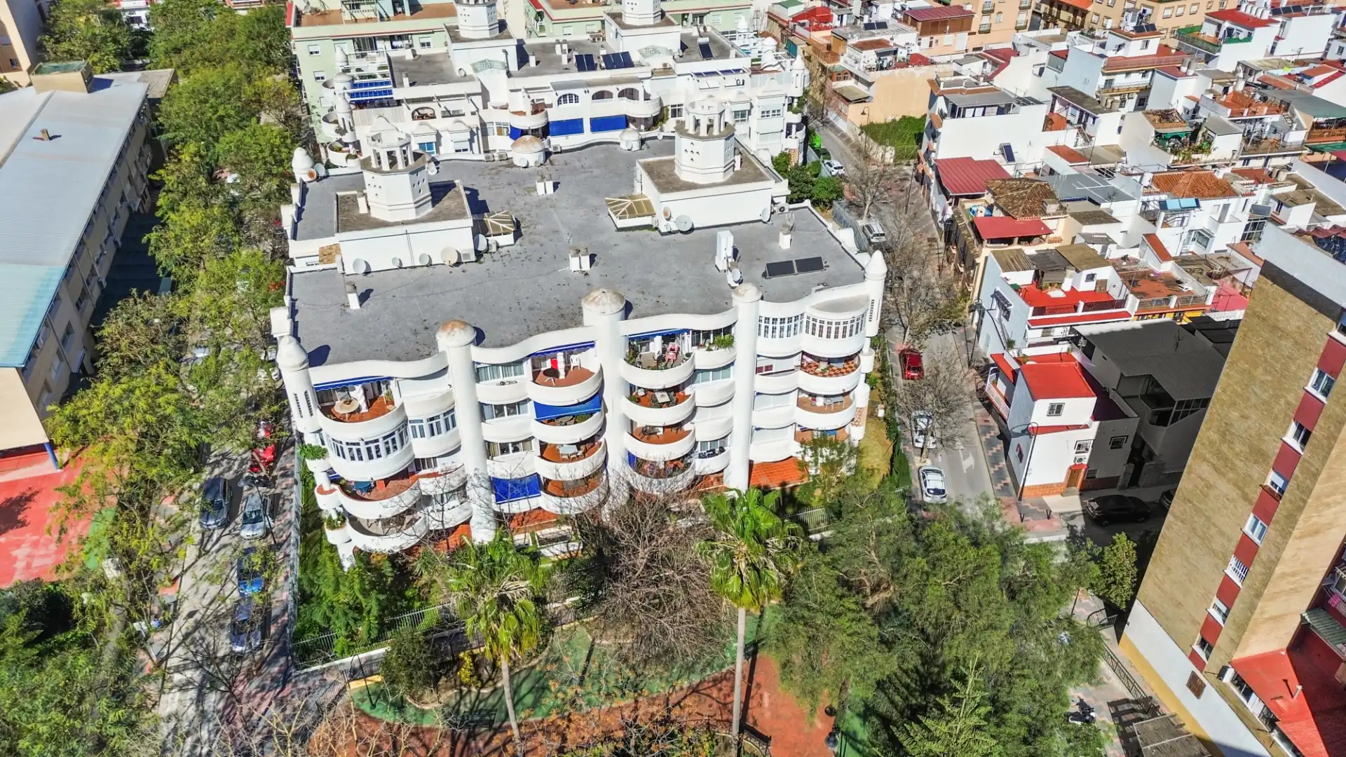 Exterior view of Flat for sale in Mijas  with Air Conditioner, Terrace and Storage room