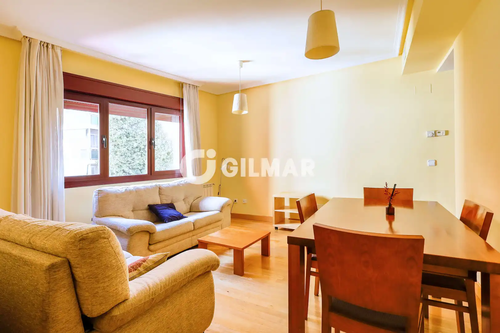 Flat with lift for sale in Arganzuela