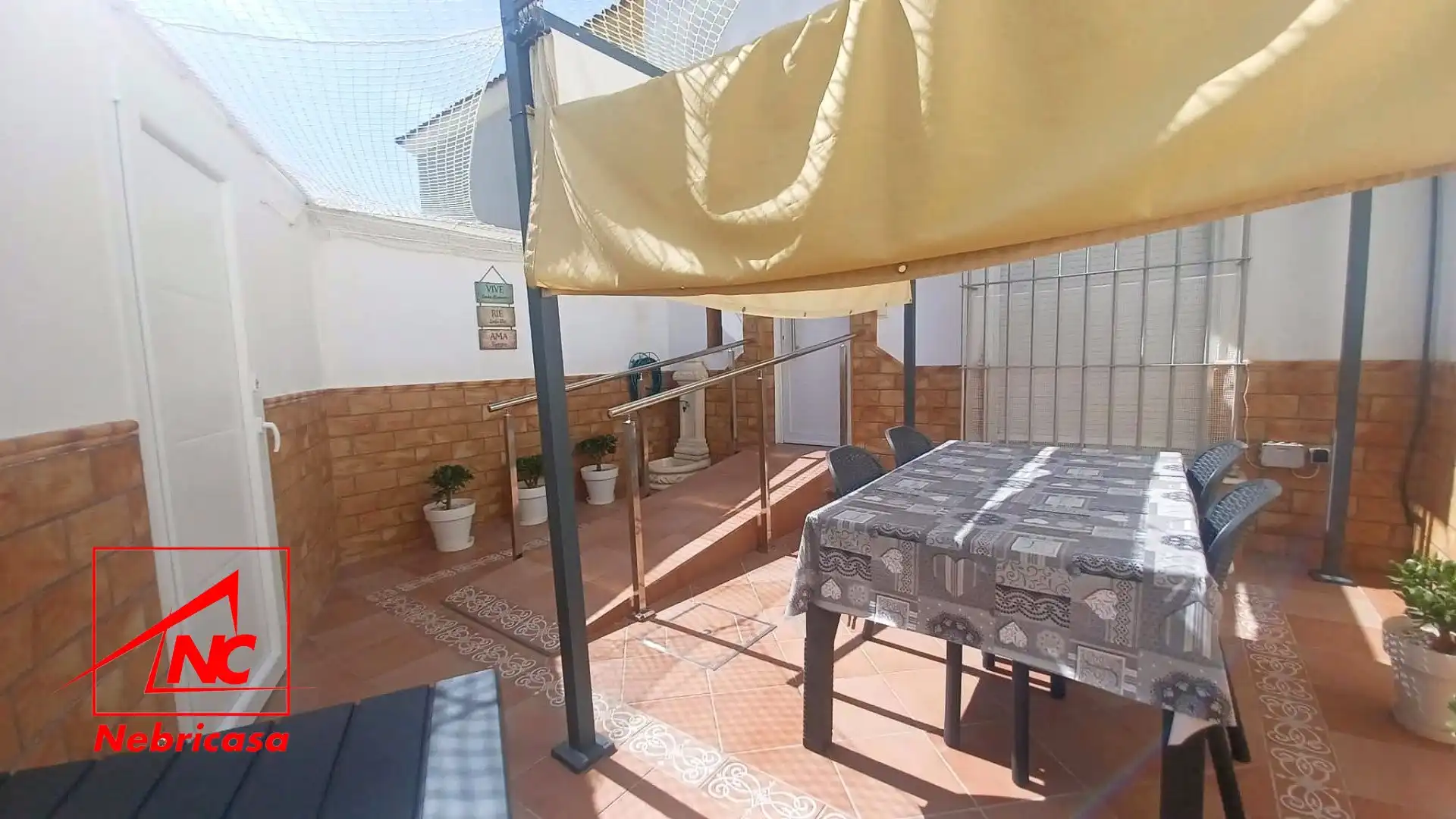 Haus mit Terrasse zum Verkauf in El Cuervo de Sevilla