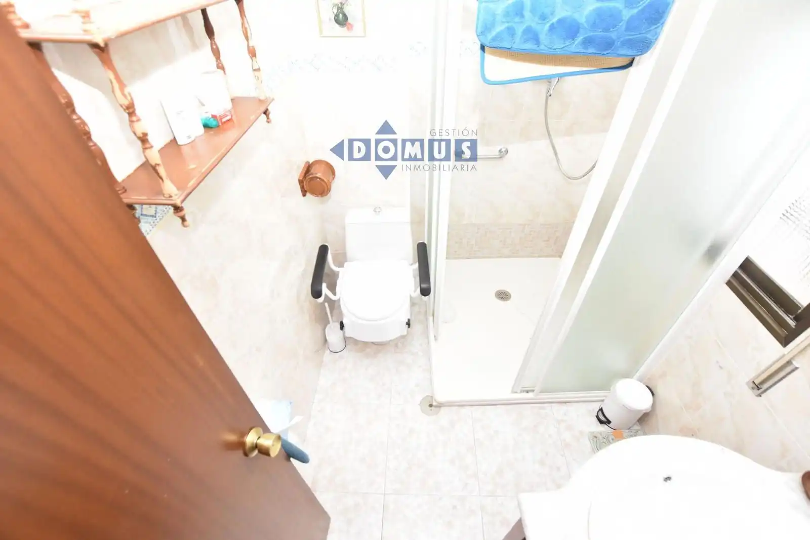 Bathroom of Flat for sale in Ronda  with Air Conditioner, Heating and Terrace