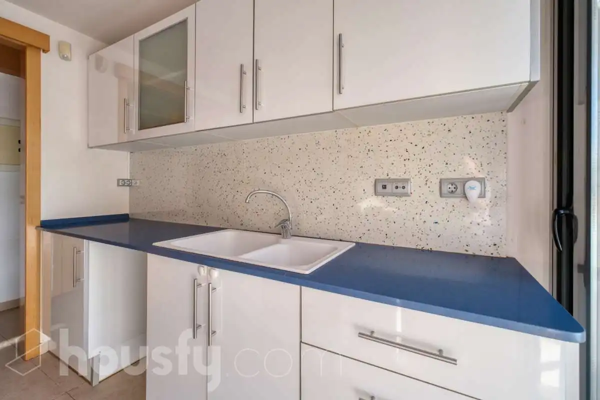 Küche von Maisonette zum Verkauf in Roda de Berà mit Klimaanlage, Terrasse und Abstellraum