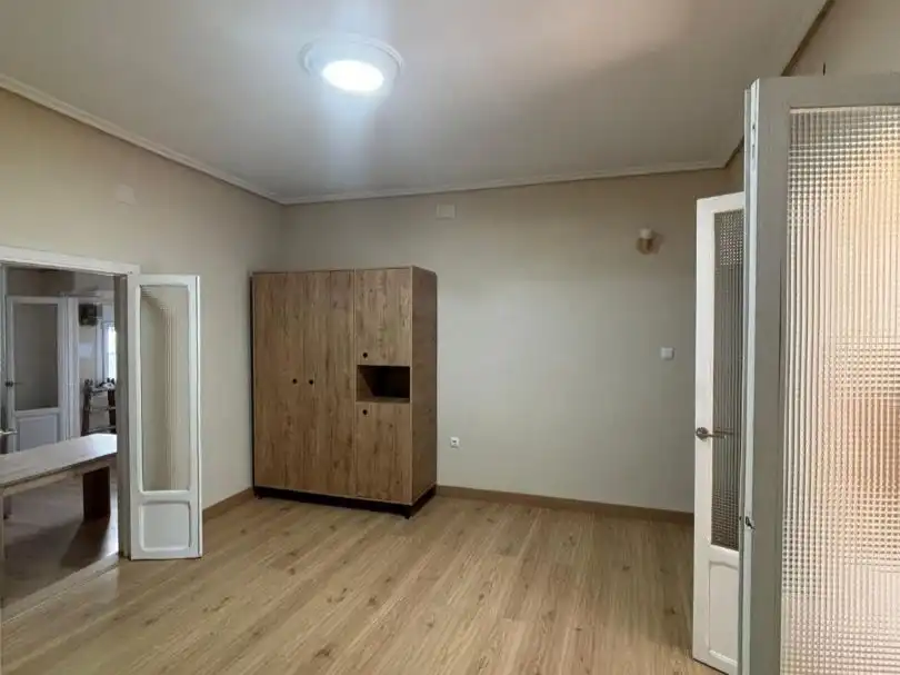 Habitación de Piso en venta en Cáceres Capital con Balcón