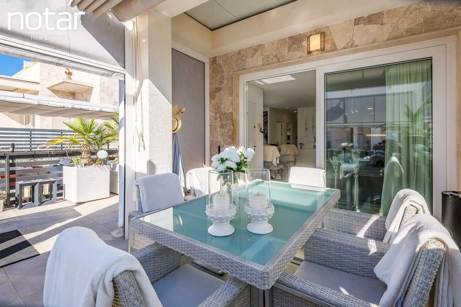 Terrassa de Casa adosada en venda en Torrevieja amb Jardí privat, Terrassa i Piscina