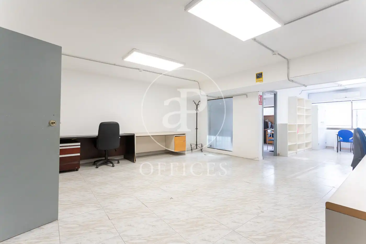 Büro zum Verkauf in Barcelona mit Heizung