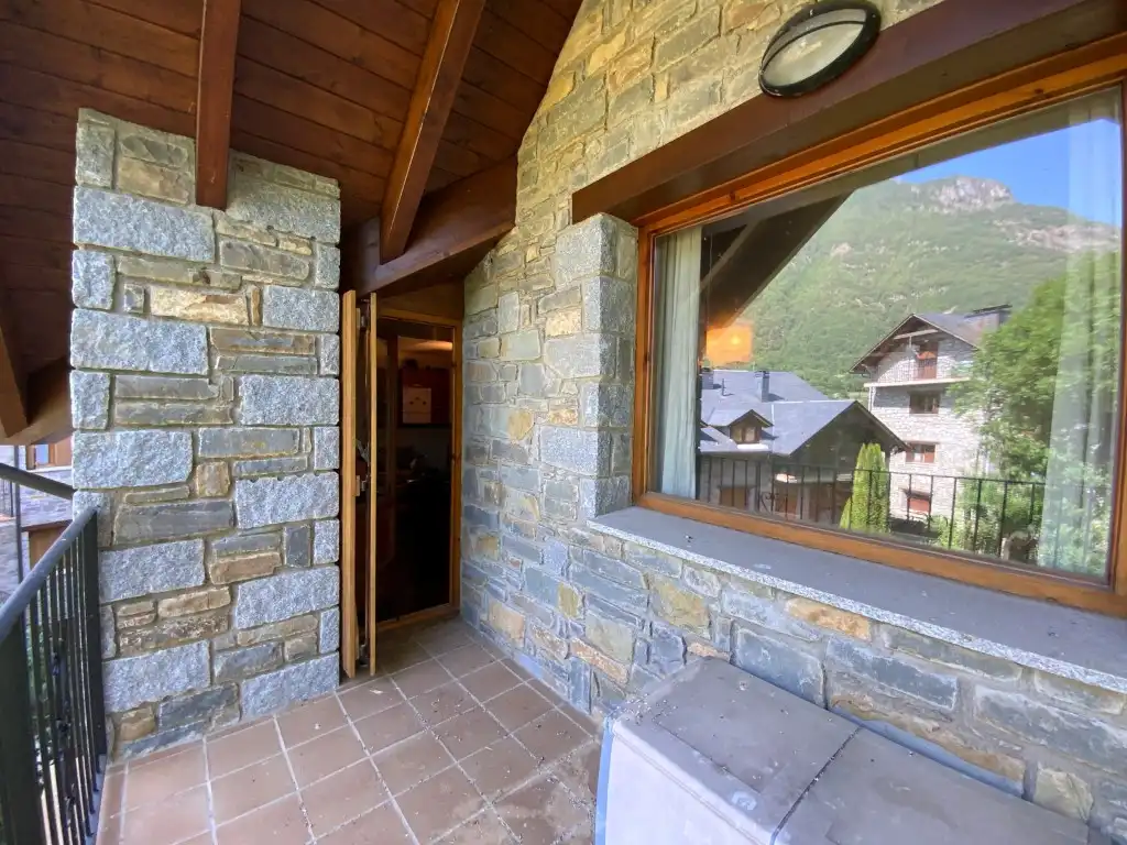 Wohnungen zum Verkauf in Benasque mit Terrasse