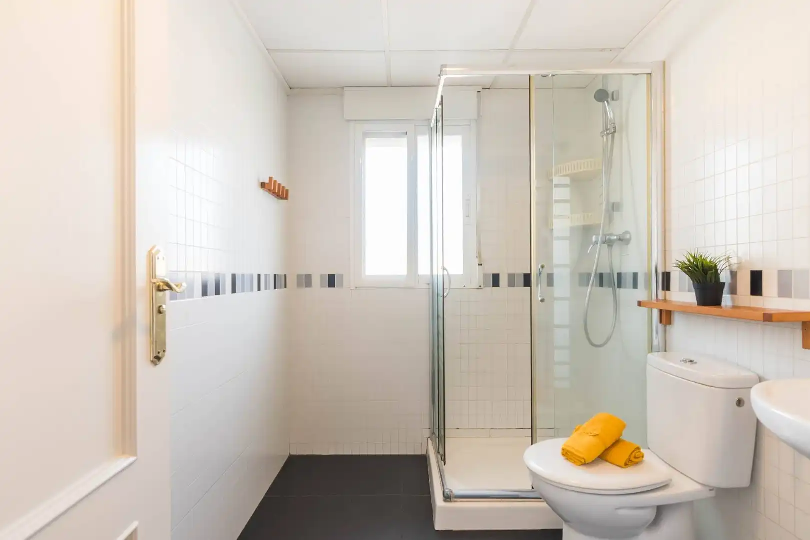 Bathroom of Flat for sale in Librilla  with Air Conditioner, Terrace and Storage room