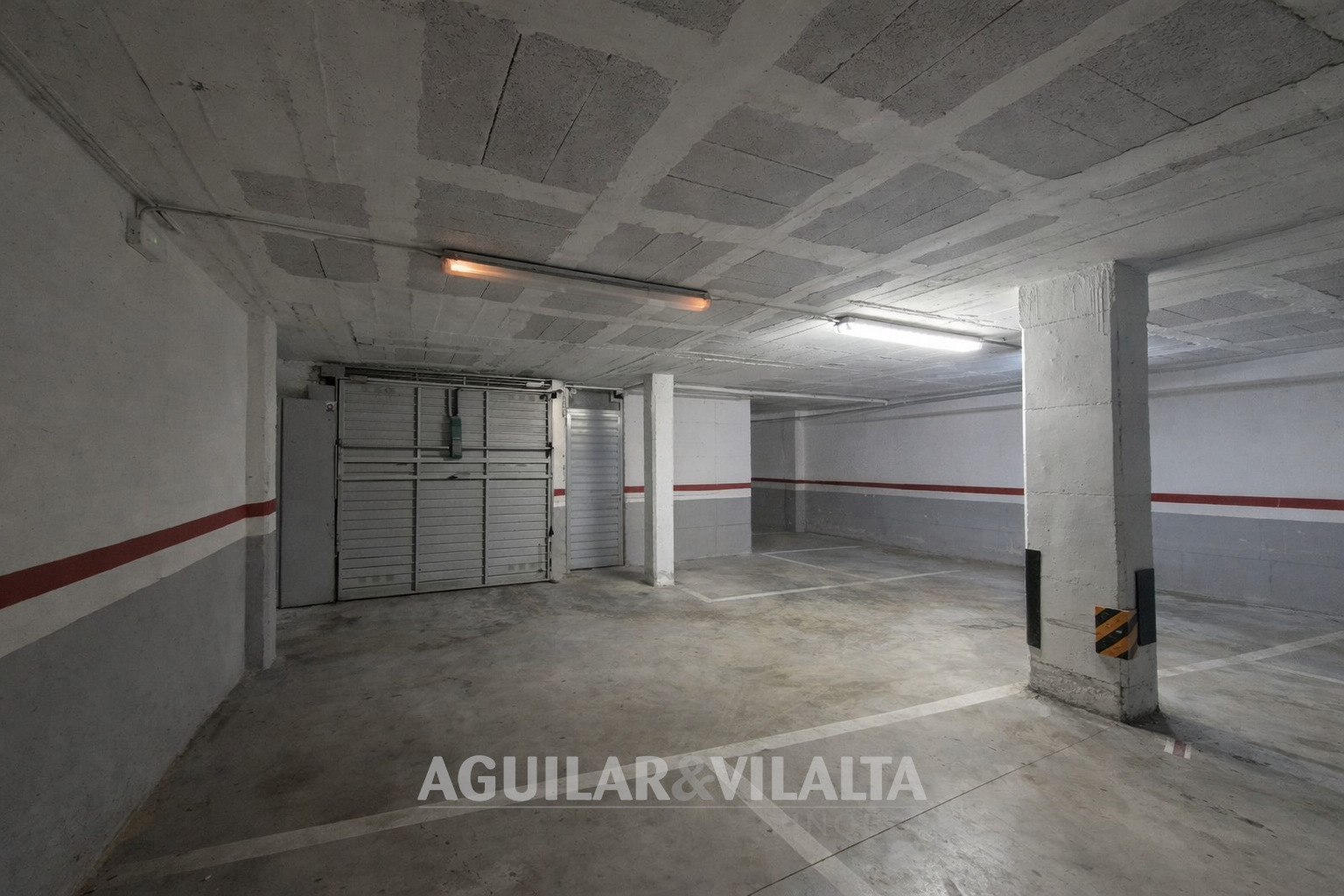 Garage for sale in Centre