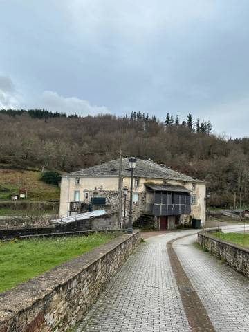 Casa-chalet en Venta en Grandas de Salime - Puente del Infierno, 15 en Allande