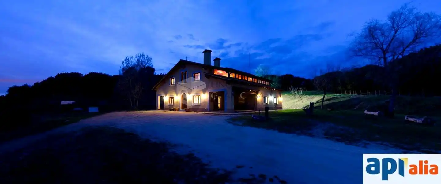 Finca rústica en venta en Sant Antoni de Vilamajor con Jardín privado, Parquet y Terraza