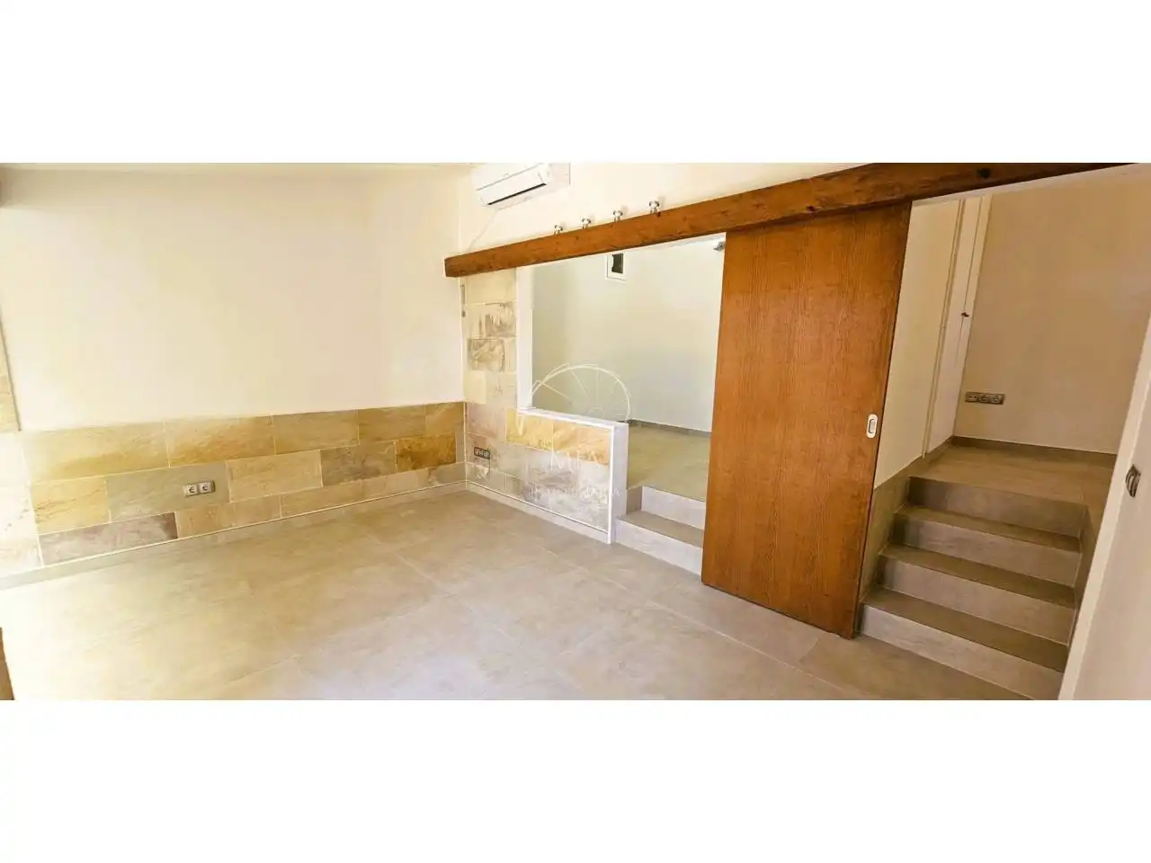 Houses for rent in  Palma de Mallorca  with Air Conditioner and Private garden
