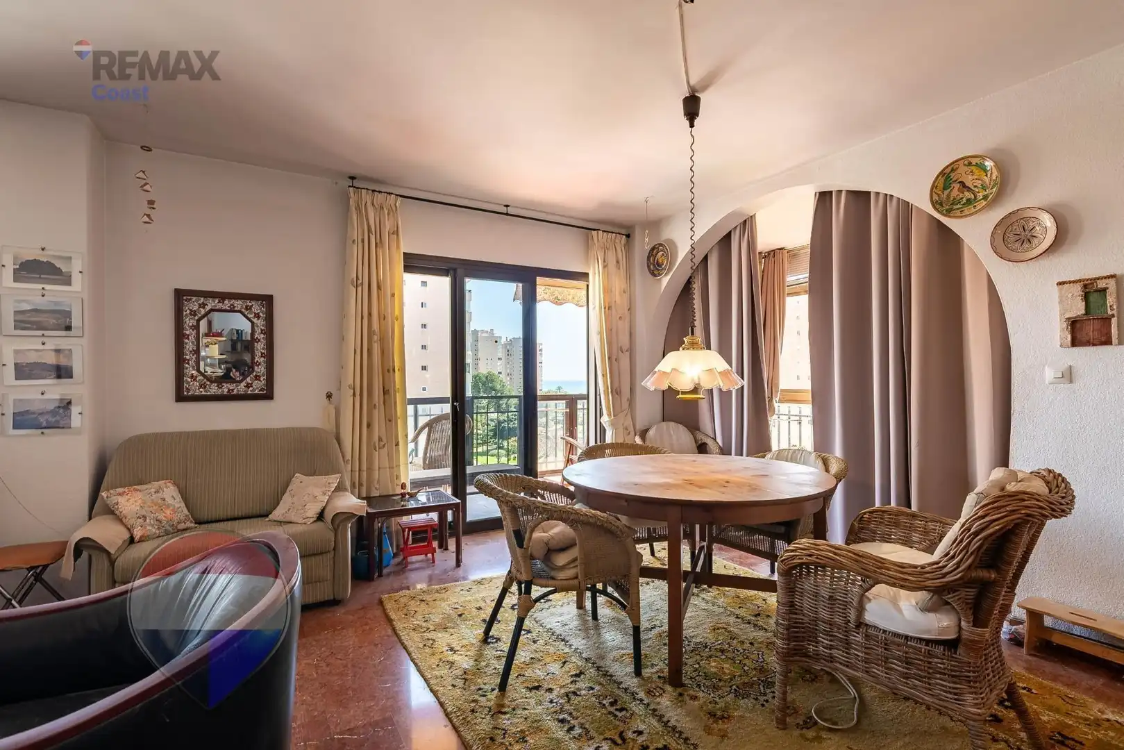 Sala de estar de Piso en venta en Torremolinos con Aire acondicionado, Terraza y Piscina comunitaria