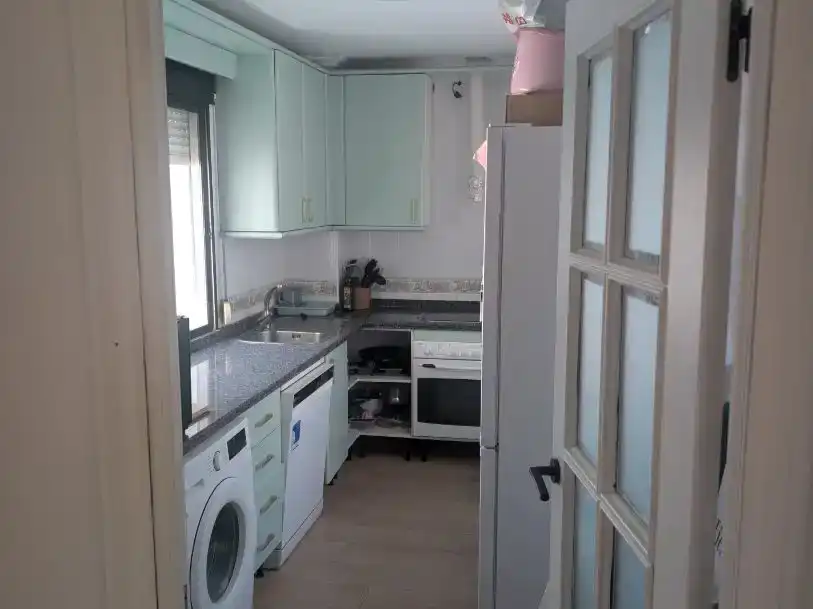 Cuina de Pis en venda en Camas amb Aire condicionat, Parquet i Moblat