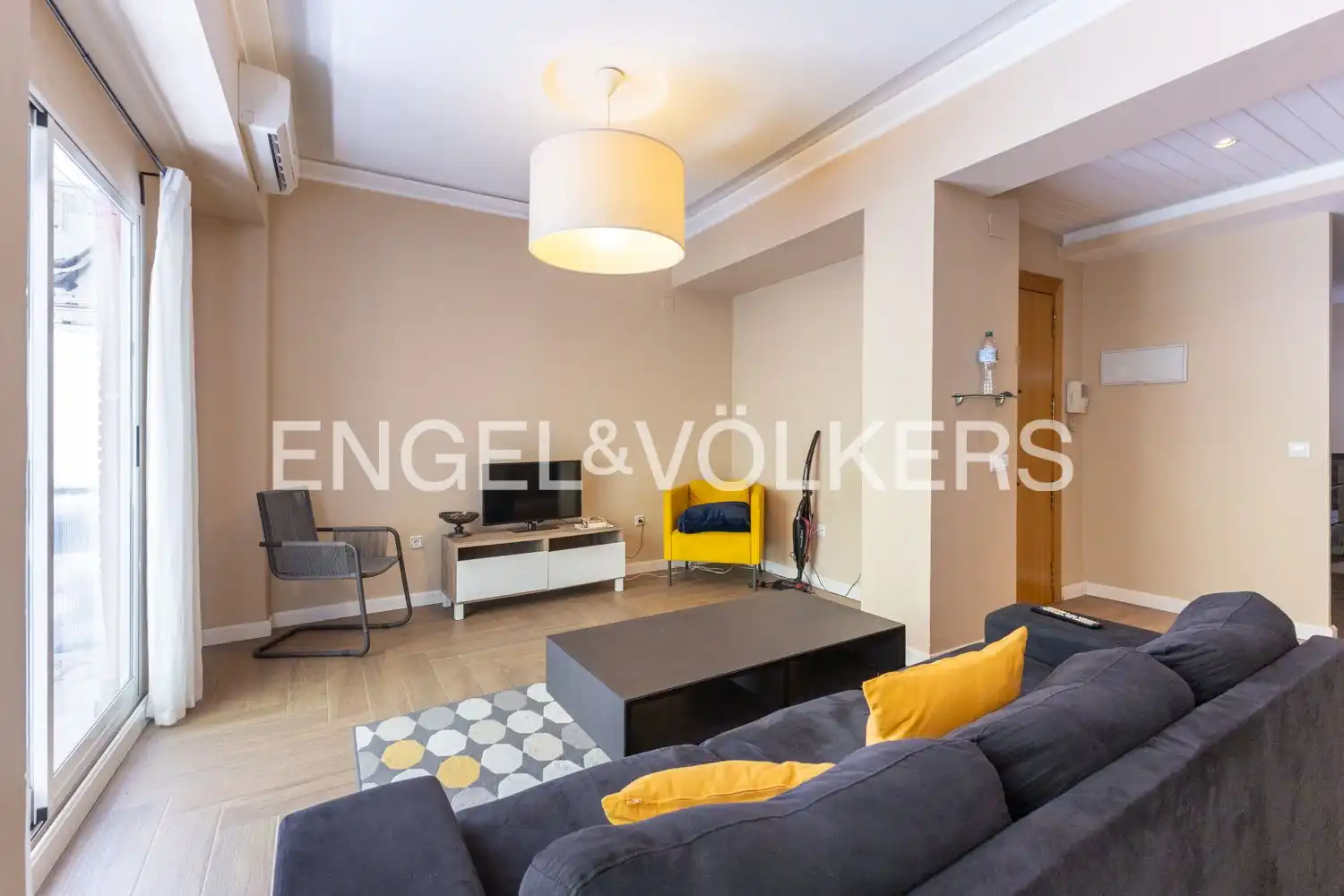 Wohnzimmer von Wohnung zur Miete in Valencia mit Klimaanlage, Heizung und Terrasse