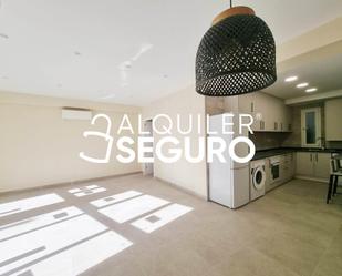 Living room of Flat to rent in Majadahonda  with Air Conditioner, Heating and Storage room