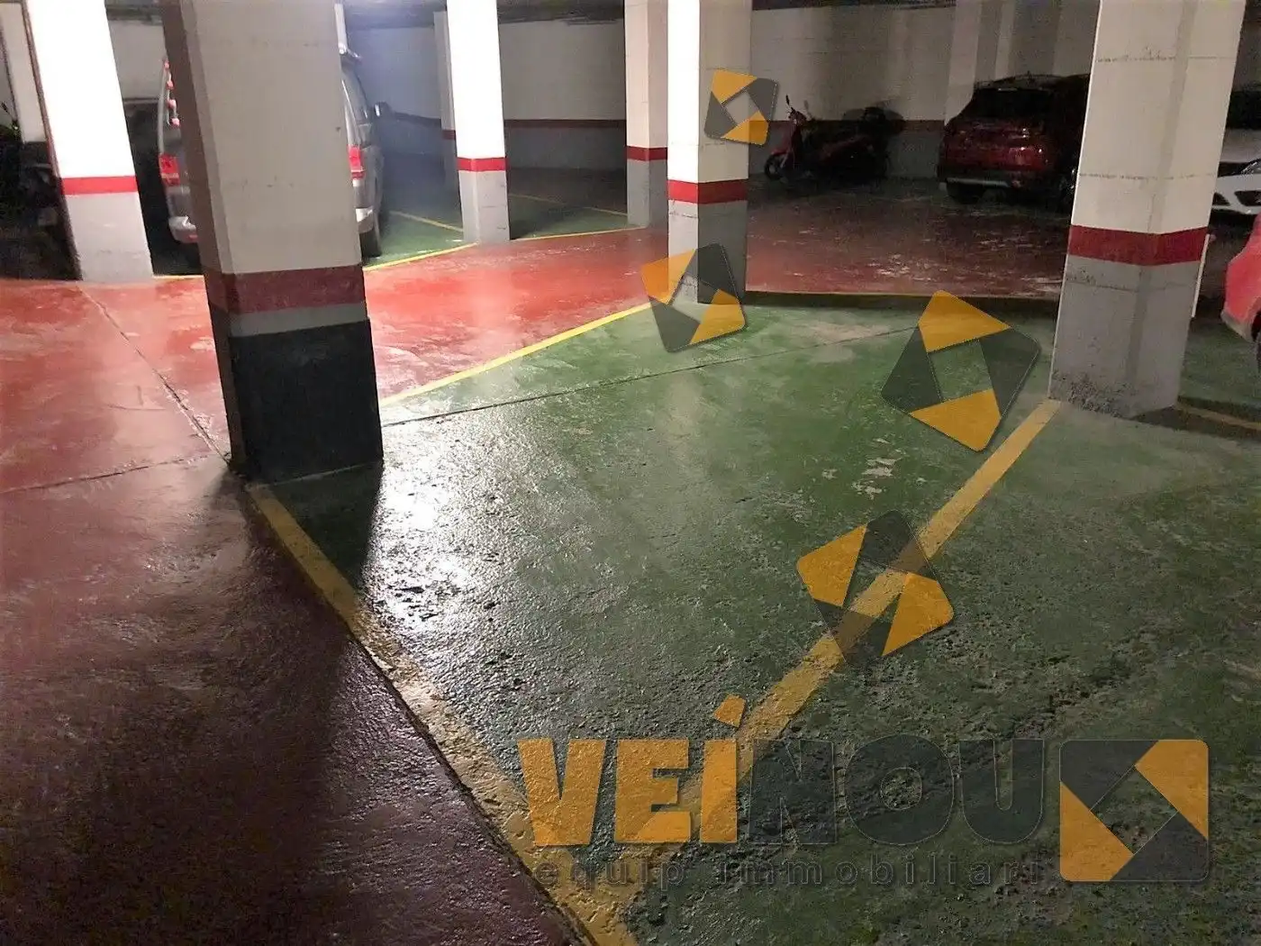 Garaje en venta en Carrer del Tinent Flomesta, Sants