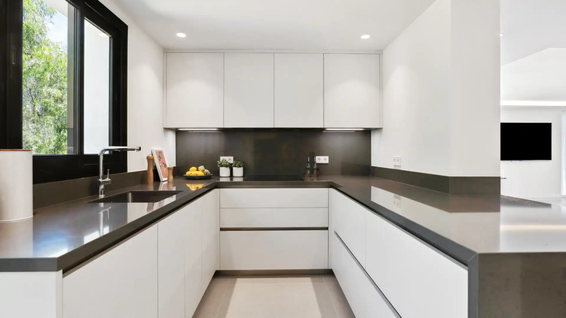 Chalet con piscina en venta en Nueva Andalucía, imagen 16