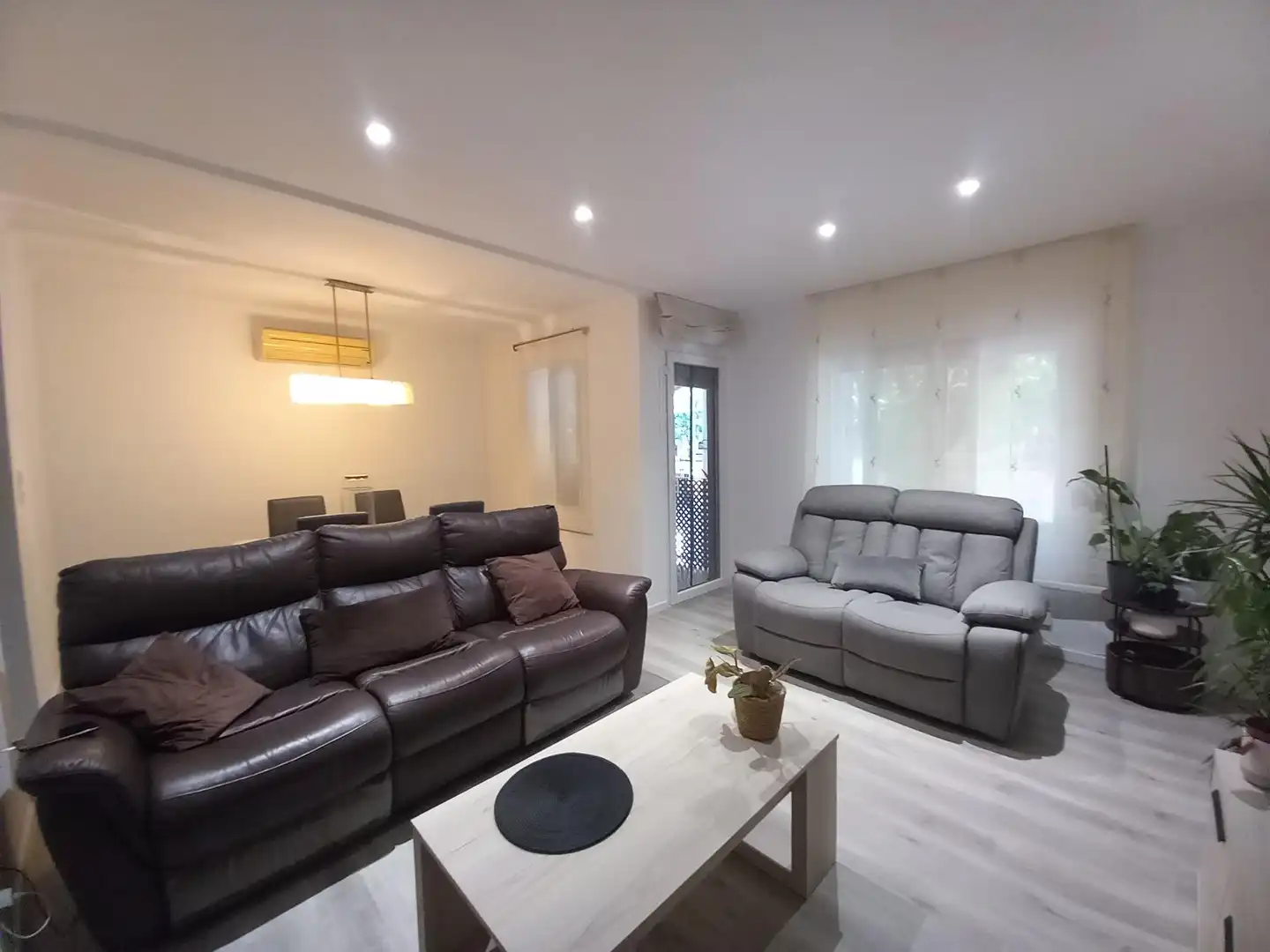 Sala d'estar de Pis en venda en Mataró amb Parquet
