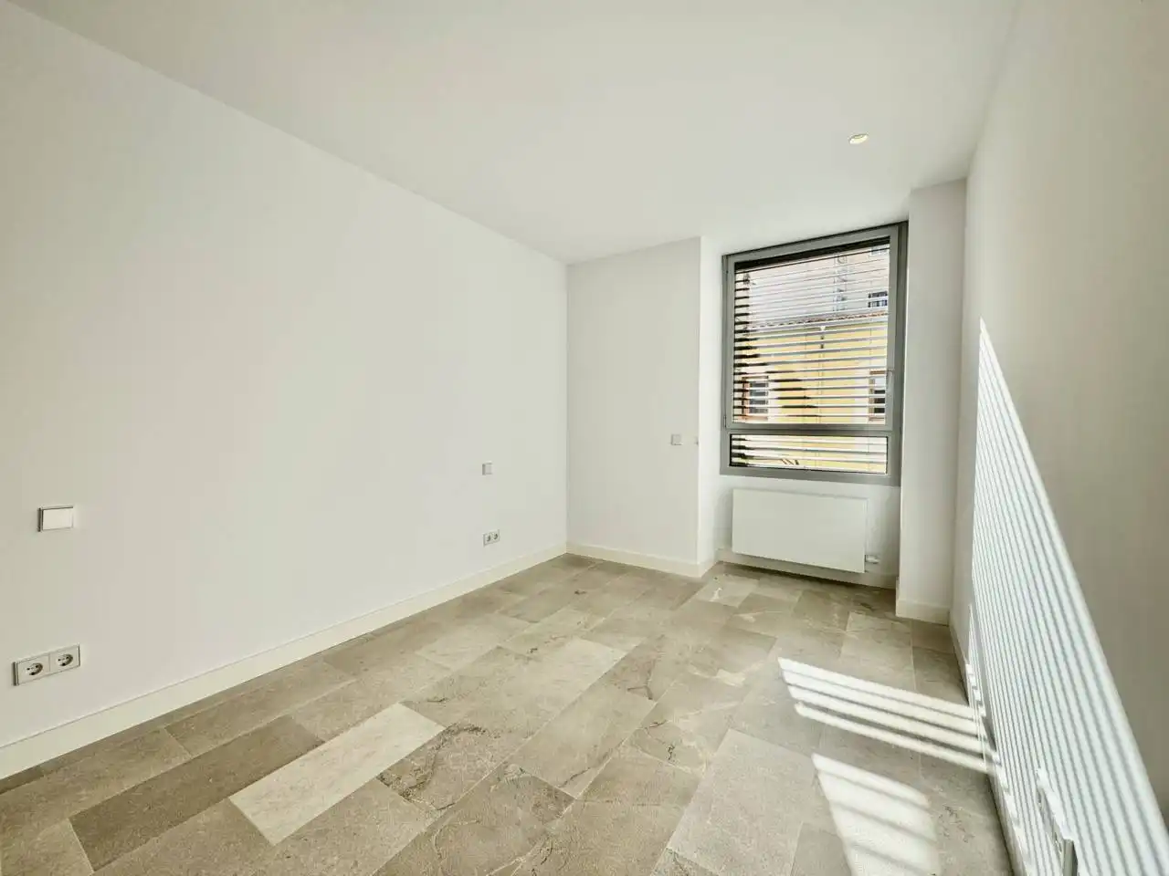 Flat for rent in  Palma de Mallorca  with Air Conditioner, Heating and Terrace