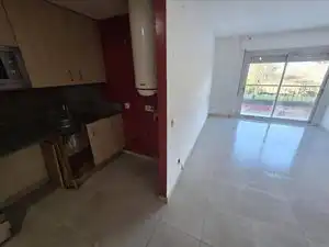 Habitación de Piso en venta en Celrà con Terraza y Balcón