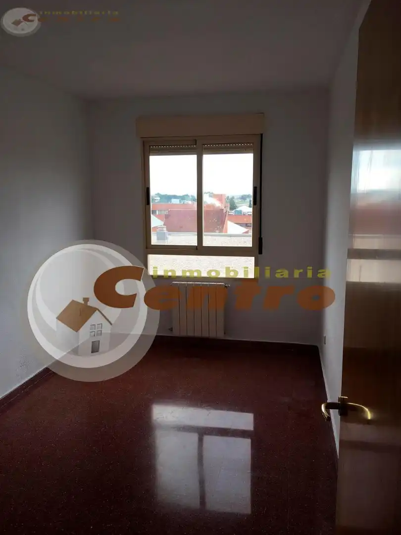 Habitación de Piso en venta en Albacete con Calefacción