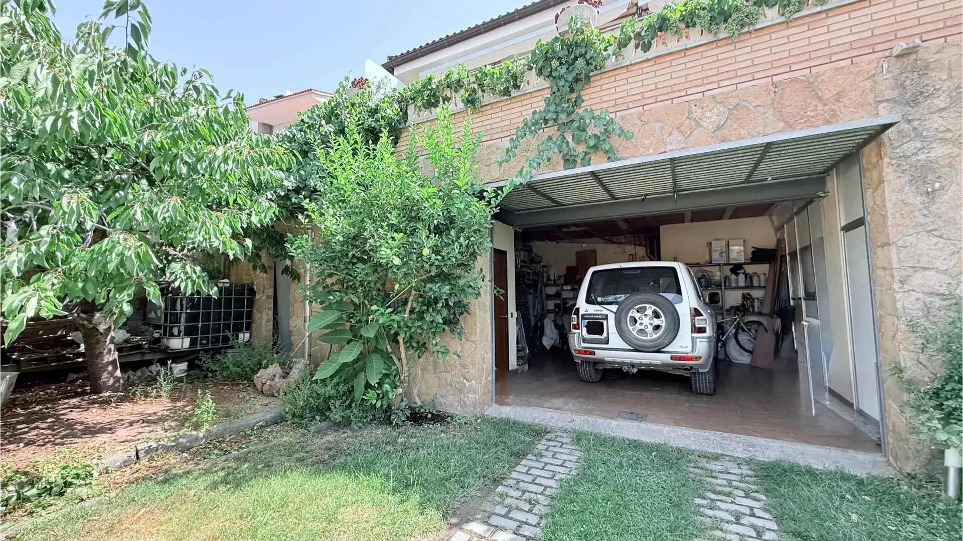Parking de Casa o chalet en venta en La Torre de Claramunt con Calefacción, Jardín privado y Terraza