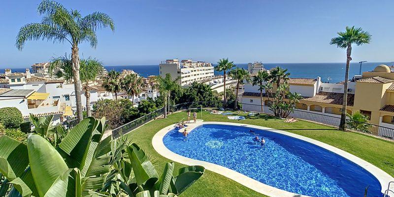 Foto 1 de Pis en venda a Calle Vela, Zona Centro Comercial Torrequebrada, Málaga