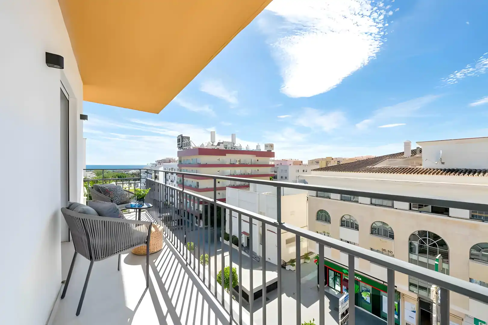 Terraza de Ático en venta en Marbella con Aire acondicionado, Calefacción y Terraza
