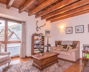 Living room of Single-family semi-detached for sale in Naut Aran  with Balcony